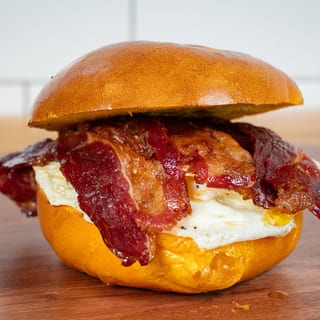 Bagel w/ 2 Eggs & Meat